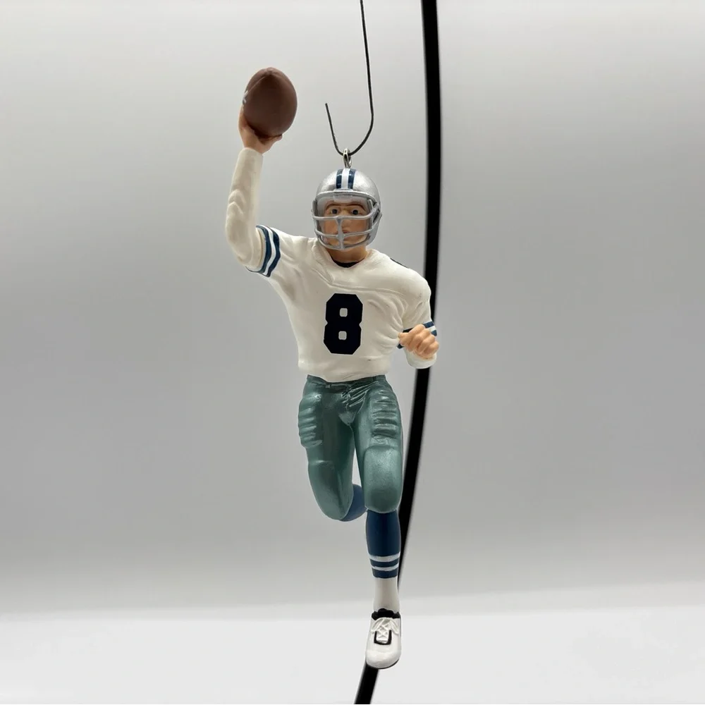 Hallmark Keepsake Ornament‎ 1996 Troy Aikman 2nd In The Football Legends Series